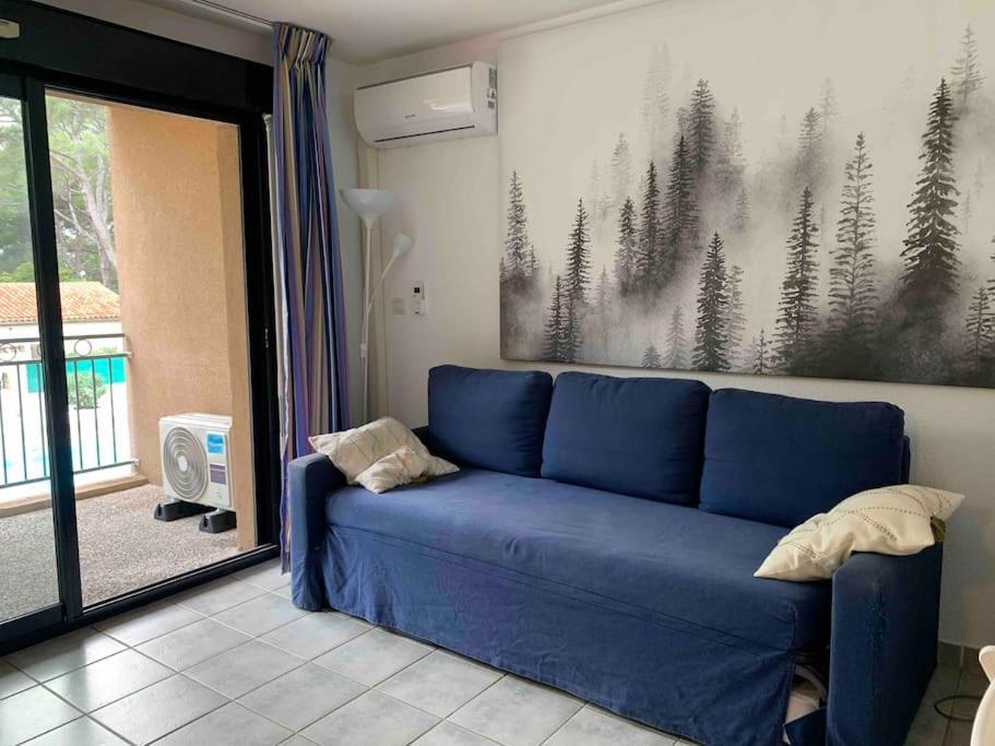 Les Appartements De La Marina Санари-сюр-Мер Экстерьер фото